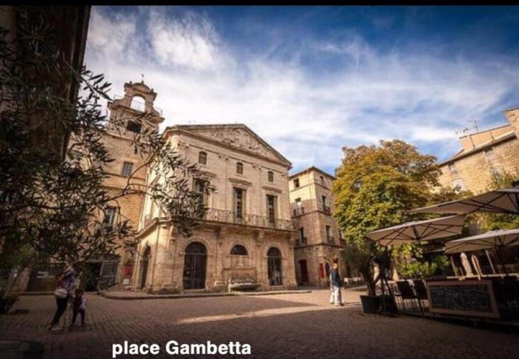 Appartamento L'Authentique Pézenas Esterno foto